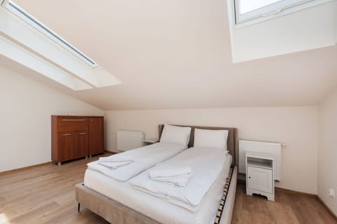 Apartment (21) | Iron/ironing board, WiFi (free), individually decorated