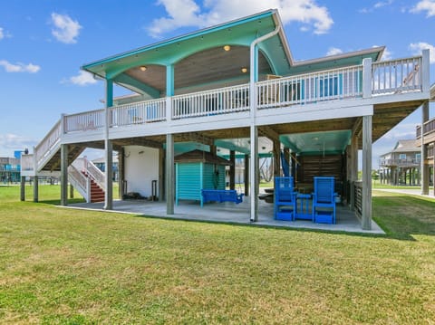 Welcome to Crystal Beach-Blue Hawaii!