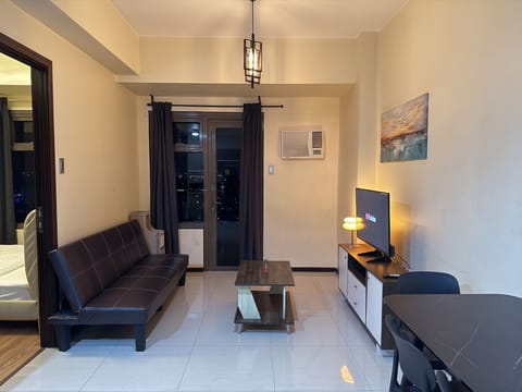 Premier Double Room, Balcony, City View | Desk, laptop workspace, WiFi (free)