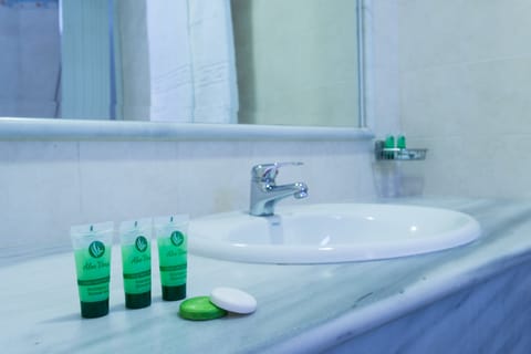 Shower, free toiletries, hair dryer, towels