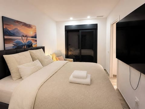 Apartment, 3 Bedrooms, Accessible, Balcony | 3 bedrooms