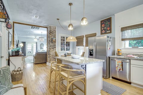 Gulfport Vacation Rental | 3BR | 2BA | 1,450 Sq Ft