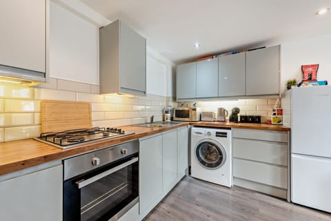 House | 1 bedroom