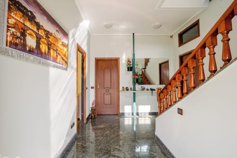 Deluxe Double Room, Garden View | Interior