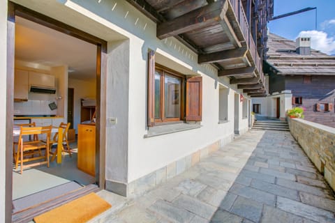Standard Studio, Microwave, Mountain View (Appartamento I Larici) | Outdoor dining