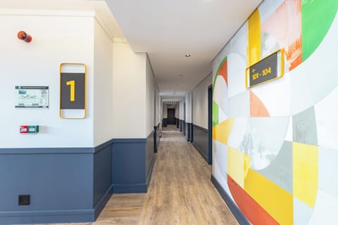 Luxury Apartment, Canal View | Interior