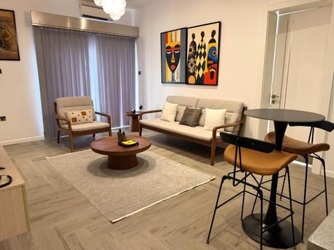 Family Apartment, Balcony, City View | Living area