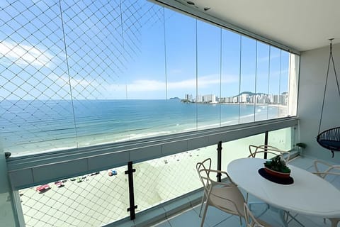 Deluxe Apartment, Beach View | Outdoor dining