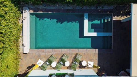 House (6 Bedrooms) | Interior