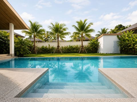 Outdoor pool, sun loungers