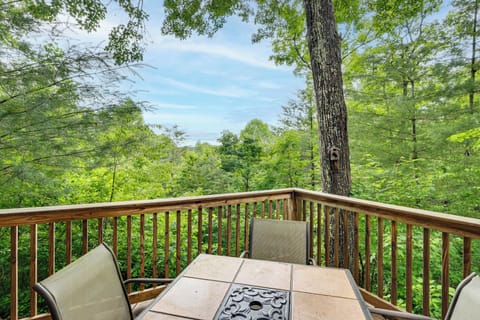House (3 Bedrooms) | Front of property