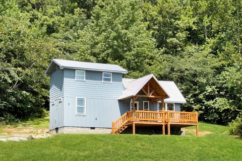 Welcome to Mountain Lake Retreat