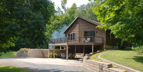 JJs Retreat, beautiful updated 4 bedroom, 2 bath house.
