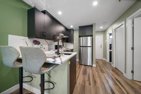 Breakfast bar seating for two.