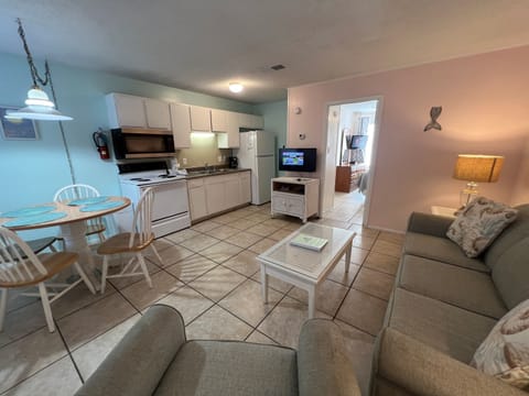 Kitchen/Living Room