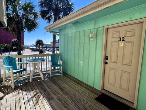 Private Patio/Deck