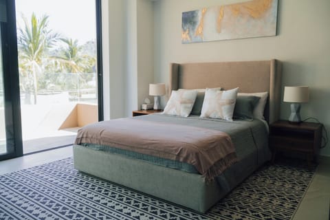 Comfort Condo, Balcony, Garden View | In-room safe, WiFi (free)
