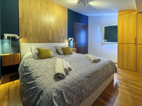 Apartment, Balcony, City View | WiFi (free)