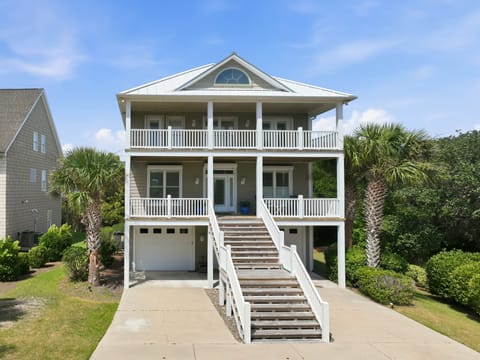 Blue Chair Stays | Exterior View