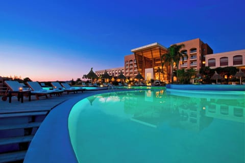 Indoor pool, seasonal outdoor pool, pool umbrellas