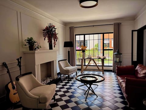 Inviting shared living area with comfortable seating and stylish décor.