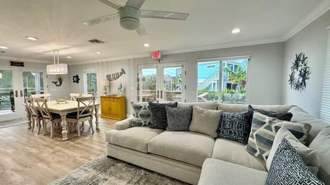 3 bedrooms, 2 baths, pool, near beach access and dog friendly.