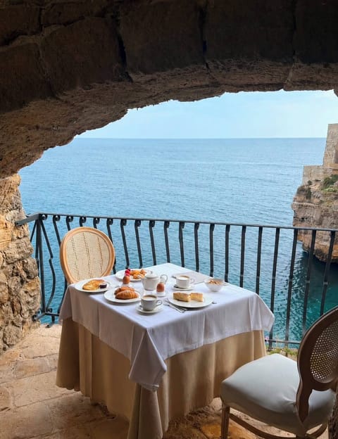 Deluxe Double Room, City View | Outdoor dining