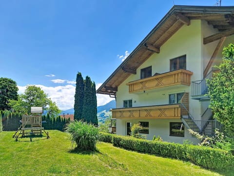 Home, House, Cottage, Estate, Slope, Balcony, Landscaping, Villa, Farmhouse, Siding