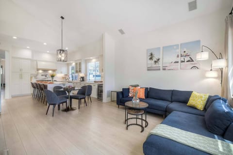 House, Multiple Beds, Garden View (Brick & Beach) | Living area