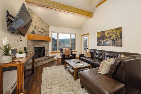 Welcome to Deer Run Mountain Retreat!