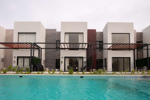 House | 3 bedrooms, high-speed internet