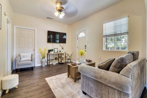 Hemet Vacation Rental | 2BR | 1BA | 750 Sq Ft