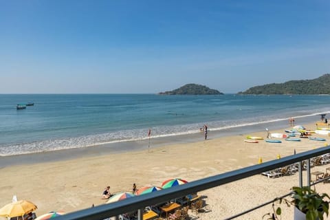 Deluxe Double Room, Balcony, Sea View | Beach