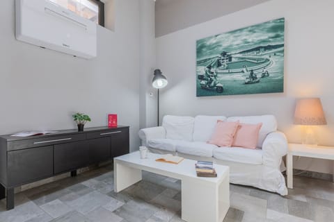 House | 1 bedroom