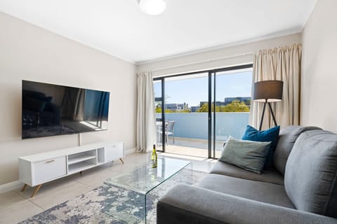 Apartment (2 Bedrooms) | Front of property