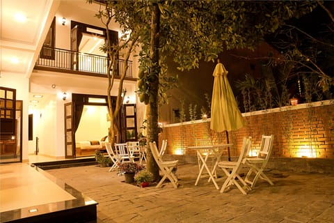 Courtyard