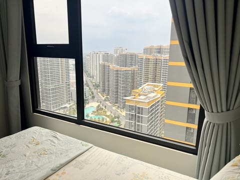 Panoramic Apartment, Balcony, River View | Desk, laptop workspace, iron/ironing board, WiFi (free)