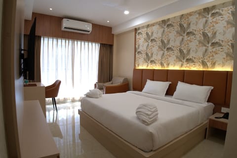 Standard Double Room | Iron/ironing board (on request), WiFi (free)