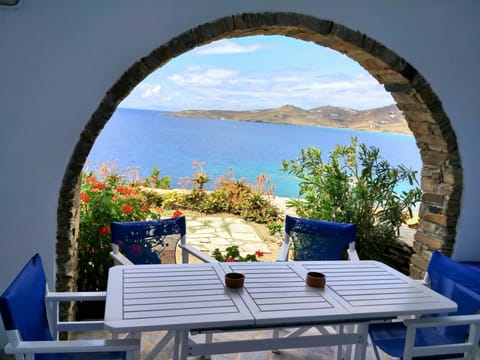 House, 2 Bedrooms, Sea View, Oceanfront | Terrace/patio