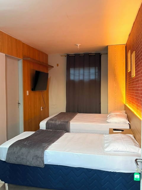 Deluxe Triple Room | Desk, laptop workspace, WiFi (free)