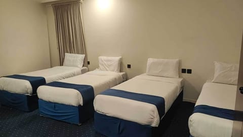 Quadruple Room | In-room safe