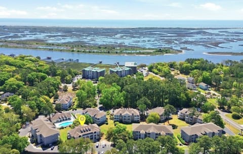 Arial showing intracoastal waterway that is within walking distance and ocean 