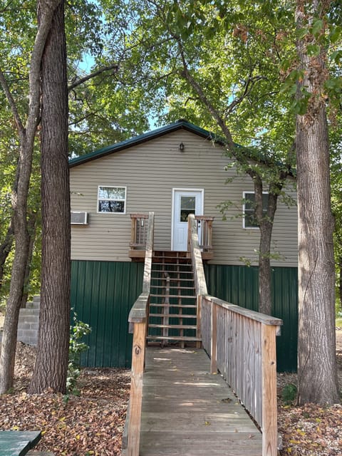 Cabin entrance. 