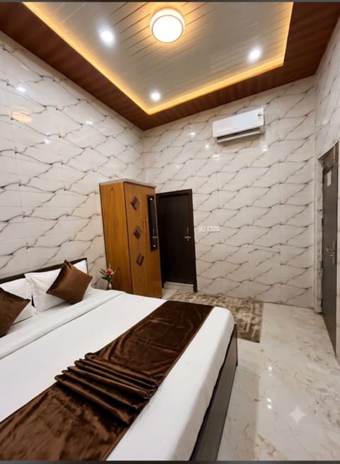 Family Room | Rollaway beds (surcharge), bed sheets