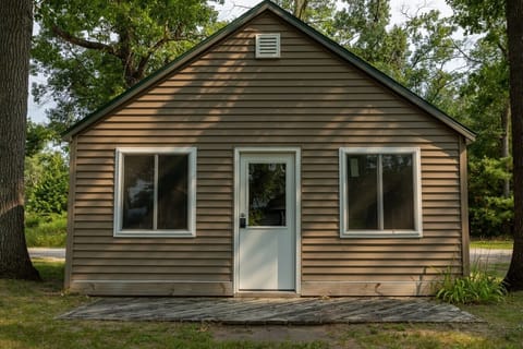 Cabin 4-1