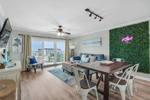 Living & Dining Room Space