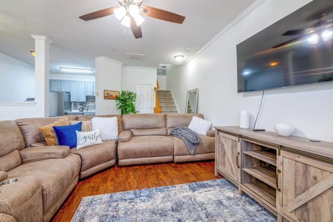 Raleigh Vacation Rental | 3BR | 2.5BA | 1,550 Sq Ft