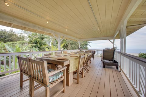 Holualoa Vacation Rental | 4BR | 4BA | 3,000 Sq Ft | Stairs Required