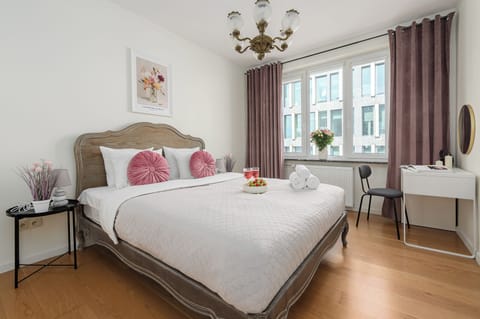 Superior Apartment, City View | Hypo-allergenic bedding available, blackout drapes, soundproofing