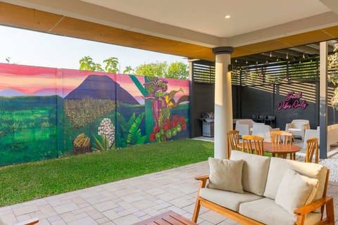 House | 4 bedrooms, high-speed internet